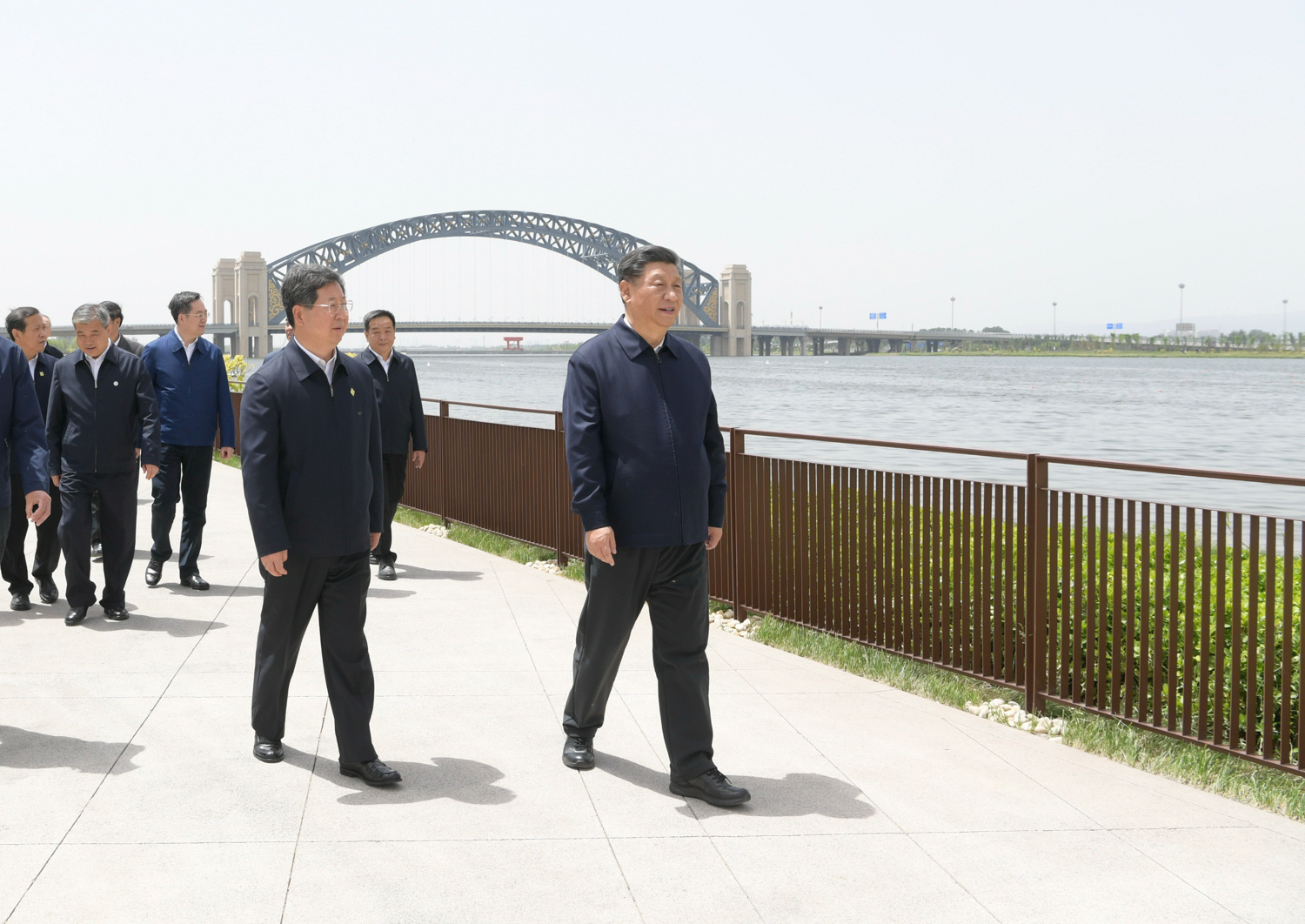 1589764942968794.jpg 总书记1.jpg